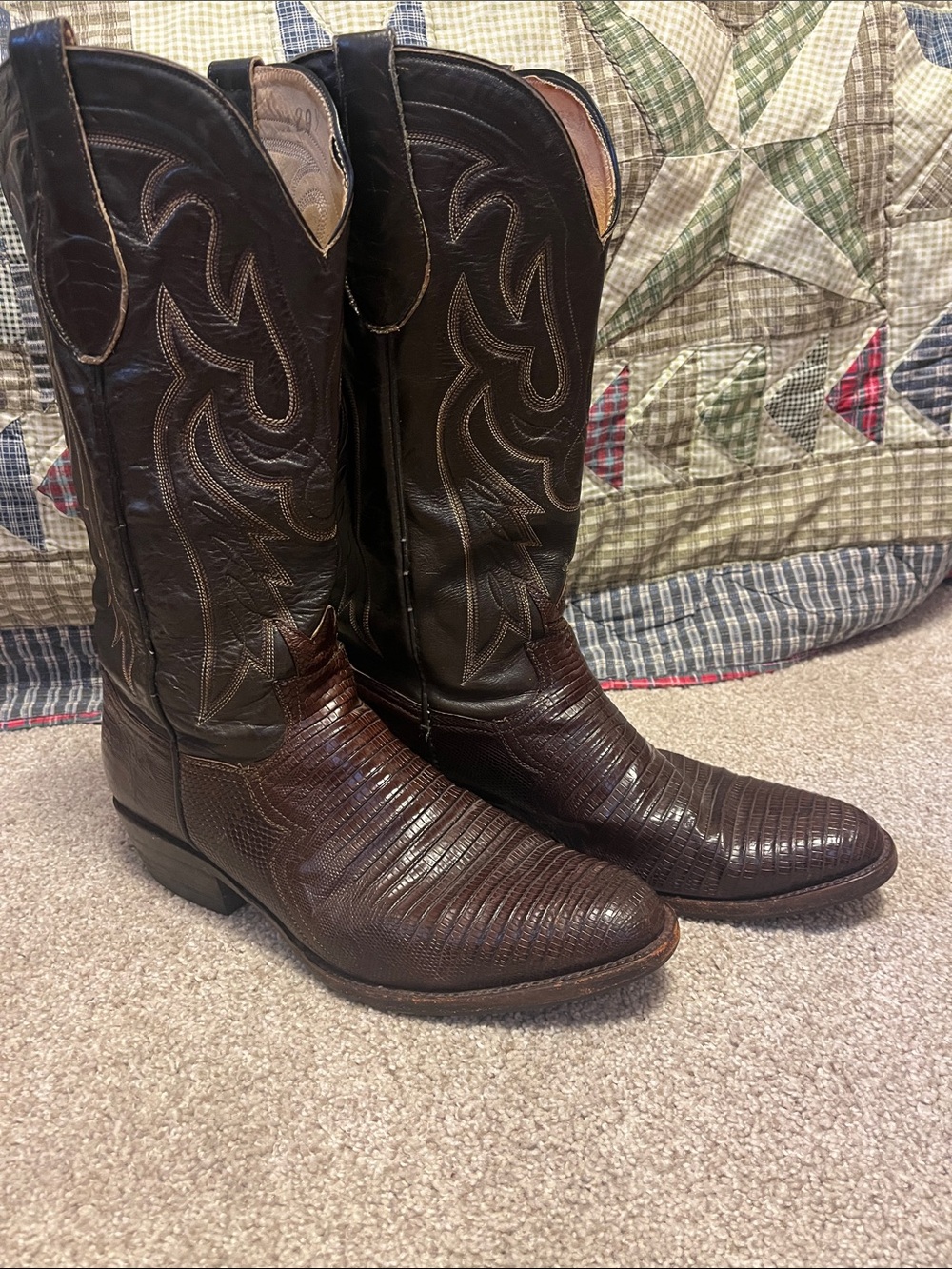 Men's Dark Brown Western Cowboy Boots - Classic Leather Style